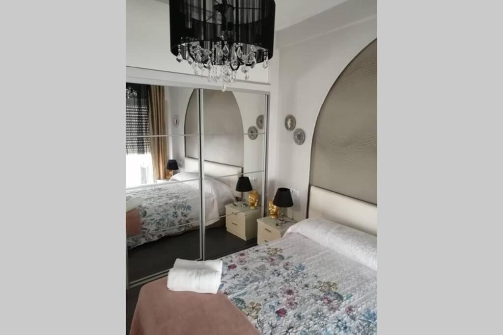 Luminoso Loft Apartman Monforte De Lemos Kültér fotó
